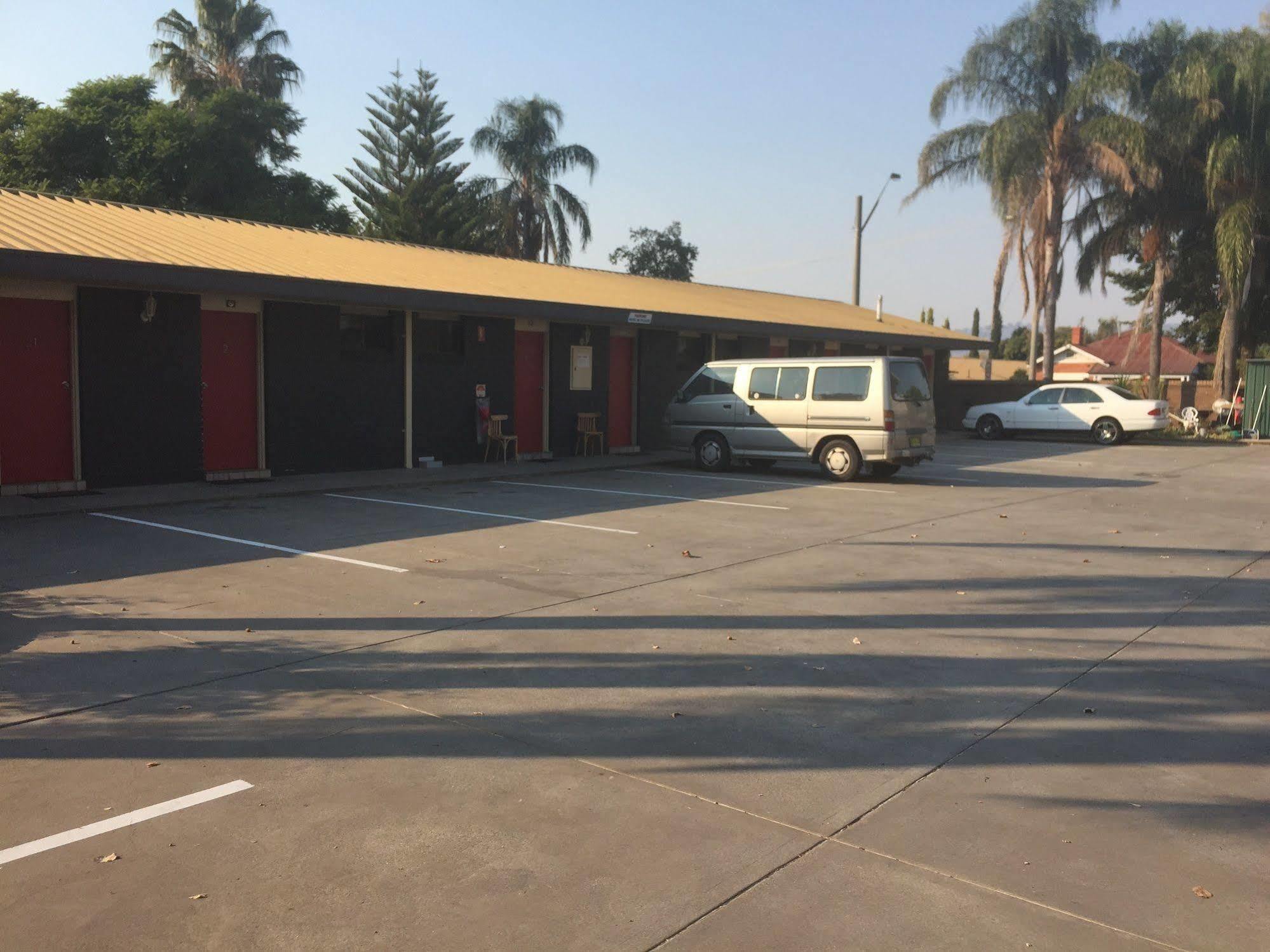 Albury Garden Court Motel Экстерьер фото